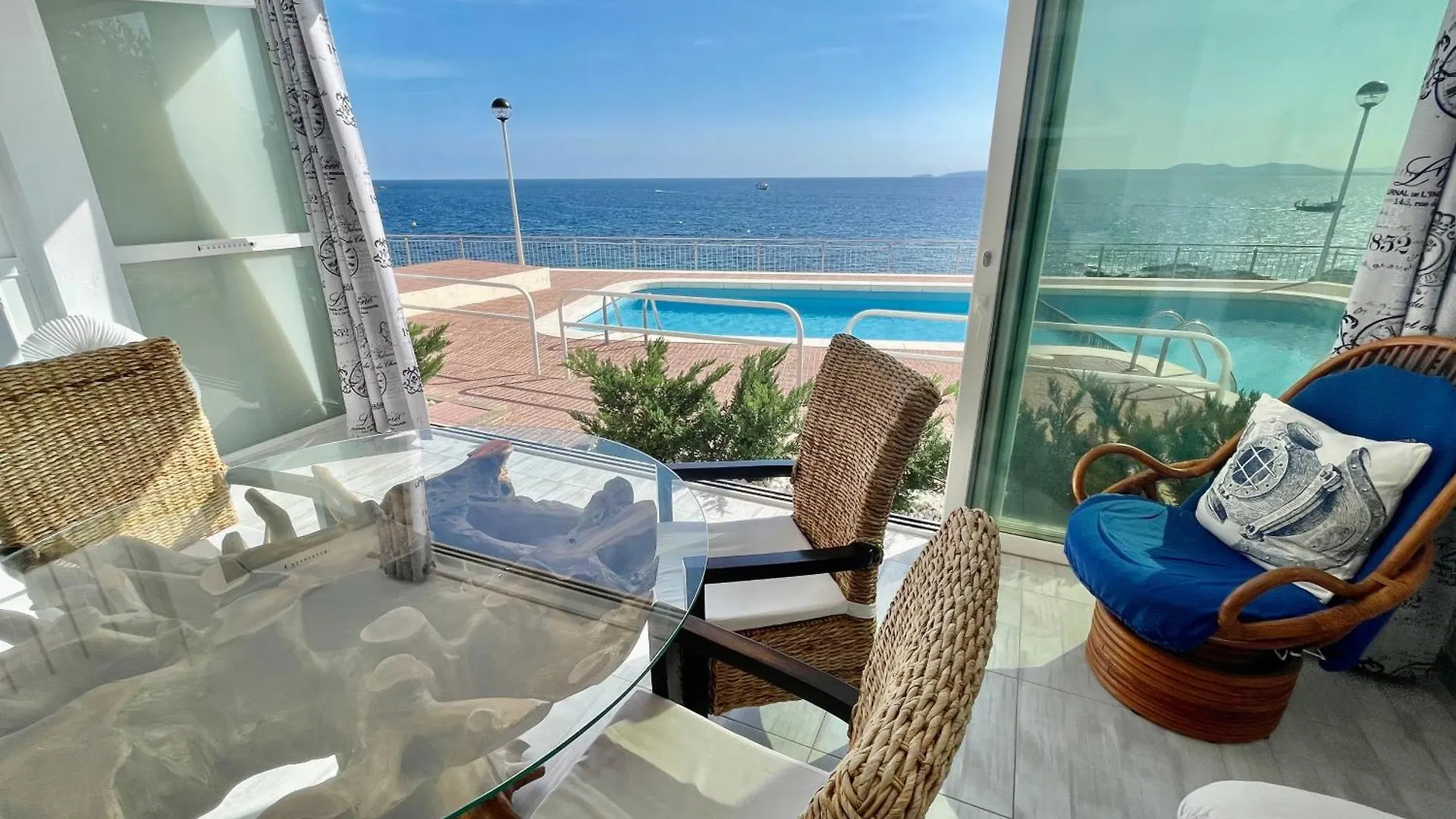 Apartamento Magnifique Appartement En Front De Mer, Caneylles Rosas España